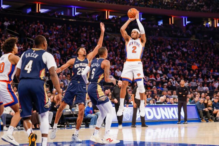 Knicks reach season's quarter pole with potential clear