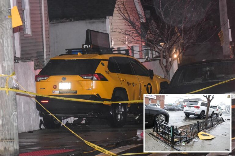 L.I. woman killed after taxi jumps curb in Queens: Cops