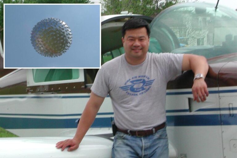 NASA commander had near-collision with two 'metallic orbs' in private plane