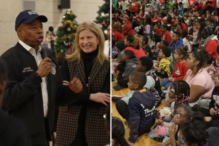 NYC Police Athletic League brings holiday cheer in Harlem