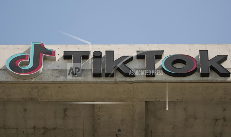 Trump Asks High Court To Pause Looming TikTok Divest-or-Ban Law